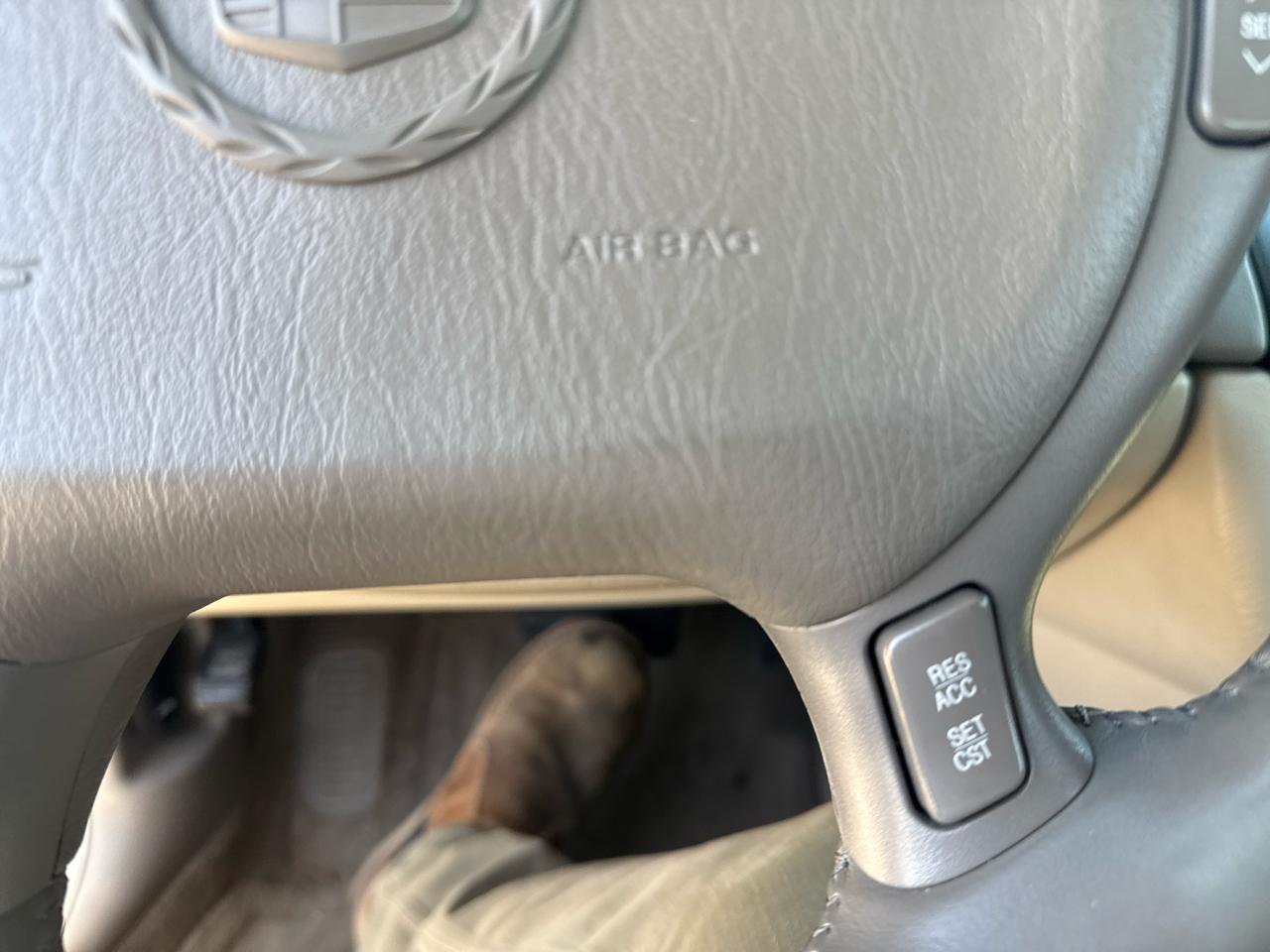 Cadillac DeVille Sedan 2004