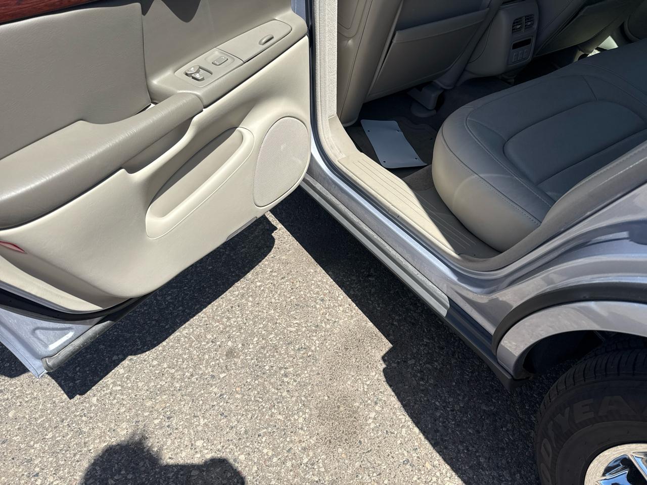 Cadillac DeVille Sedan 2004
