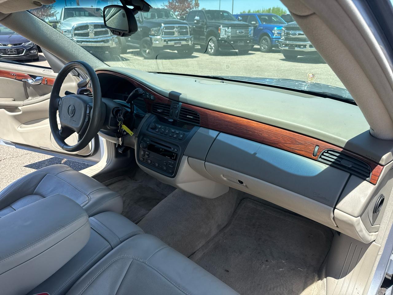 Cadillac DeVille Sedan 2004