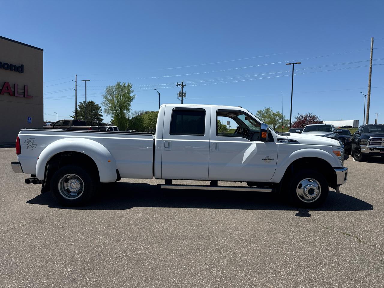 Ford F-350 SD Lariat Crew Cab LWB DRW 4WD 2011