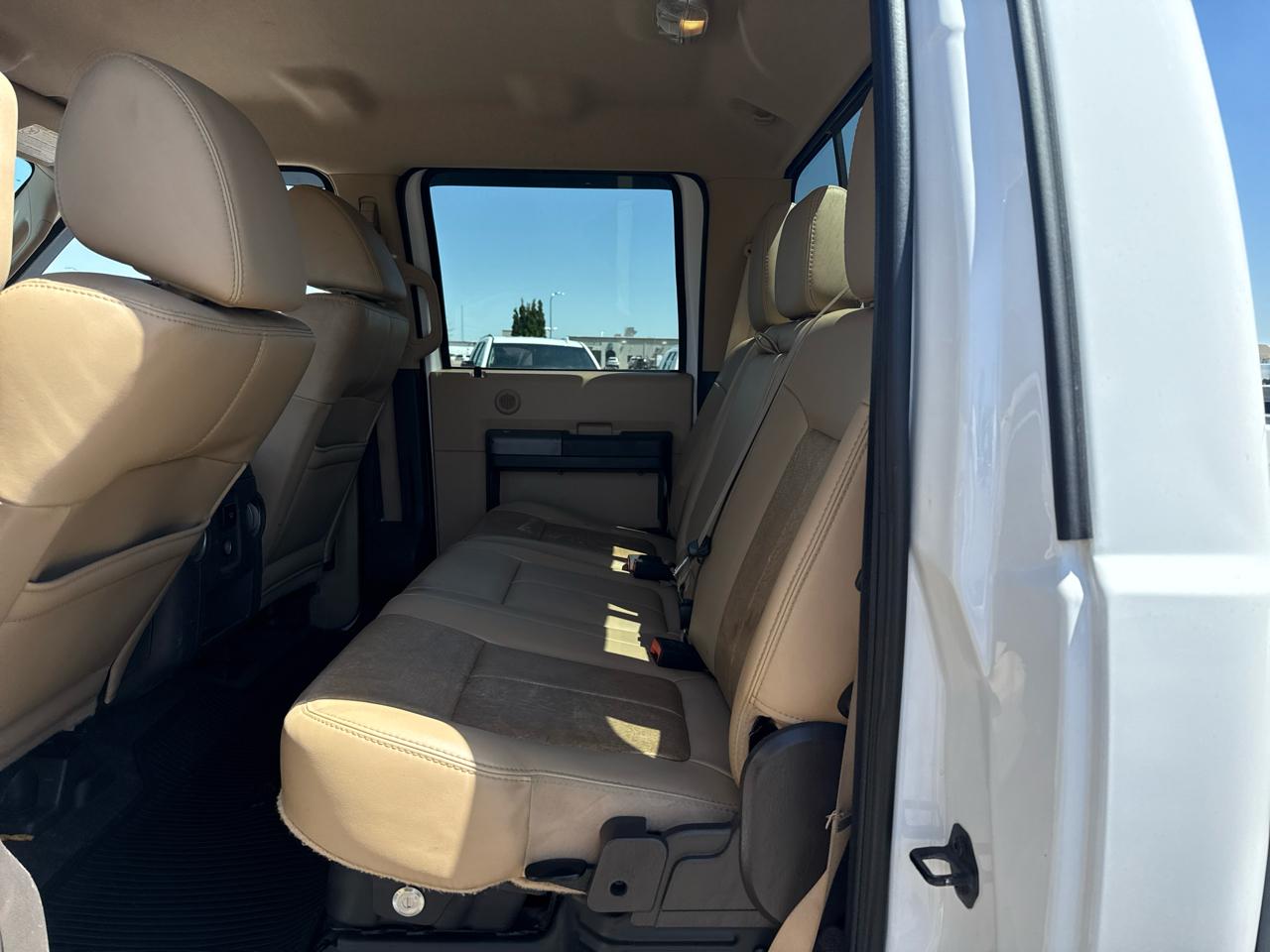 Ford F-350 SD Lariat Crew Cab LWB DRW 4WD 2011