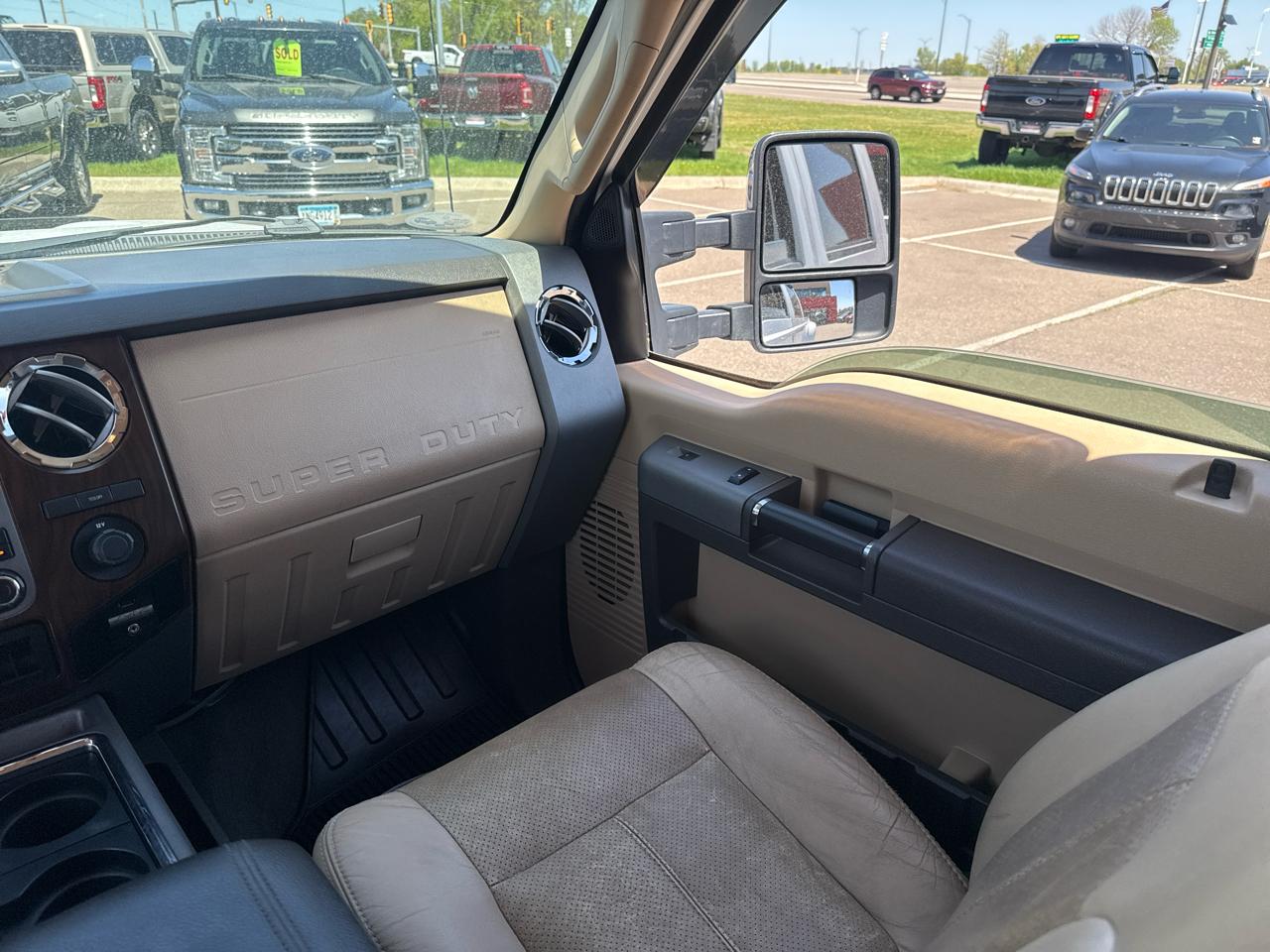 Ford F-350 SD Lariat Crew Cab LWB DRW 4WD 2011