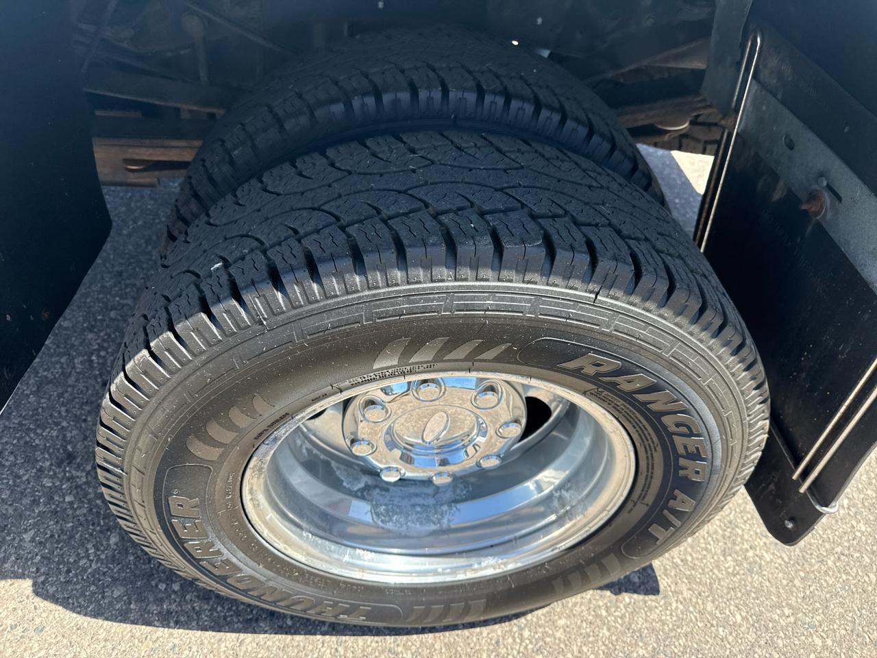 Ford F-350 SD Lariat Crew Cab LWB DRW 4WD 2011