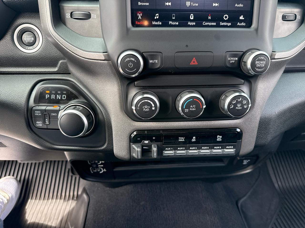 RAM 2500 Tradesman Crew Cab SWB 4WD 2020