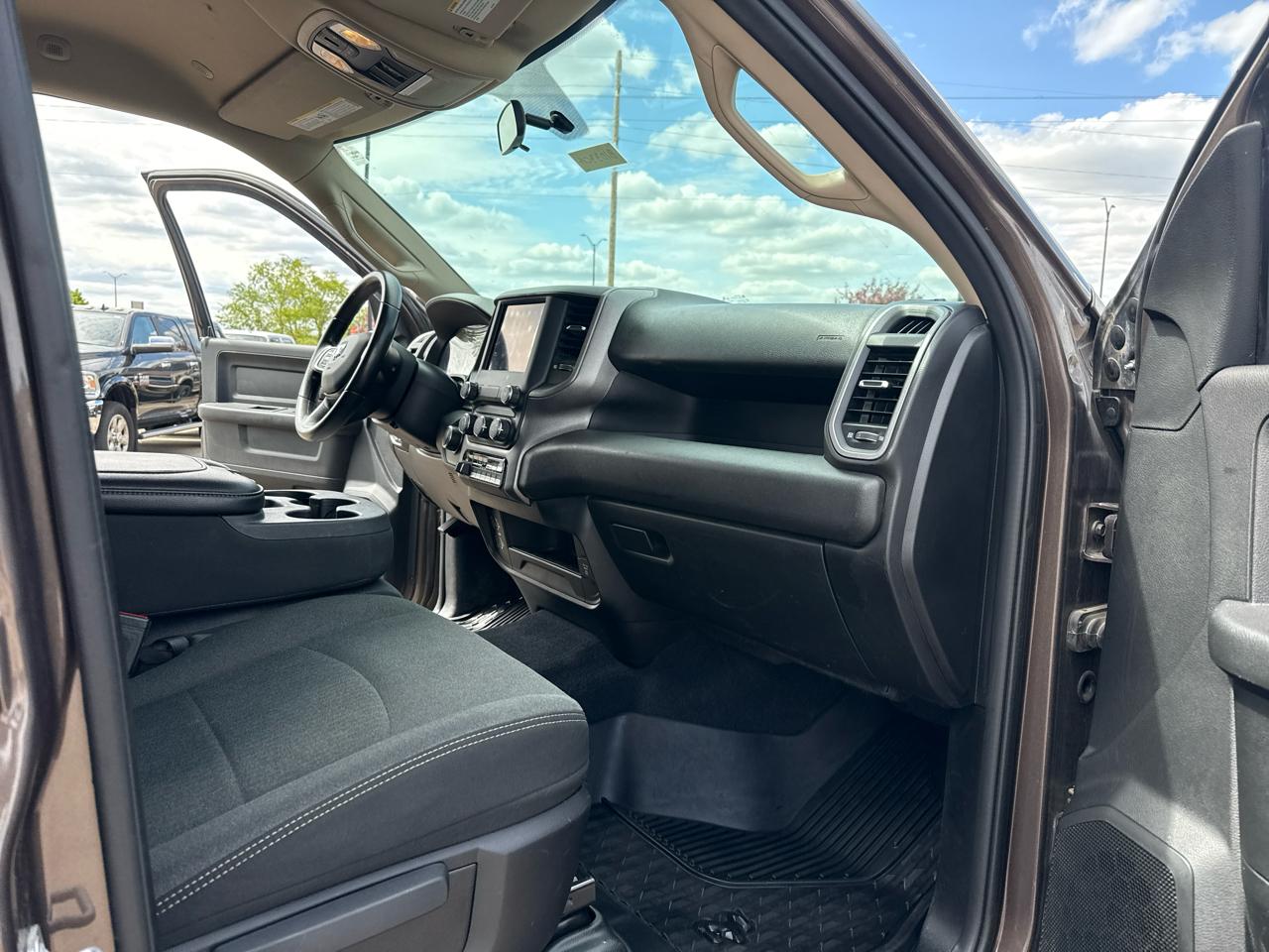 RAM 2500 Tradesman Crew Cab SWB 4WD 2020