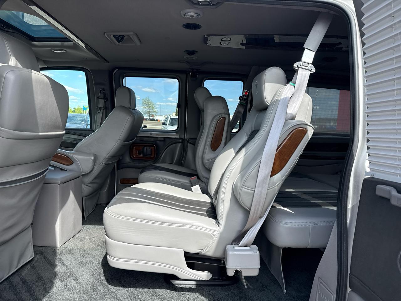 Chevrolet Express G1500 3LT RV 2013