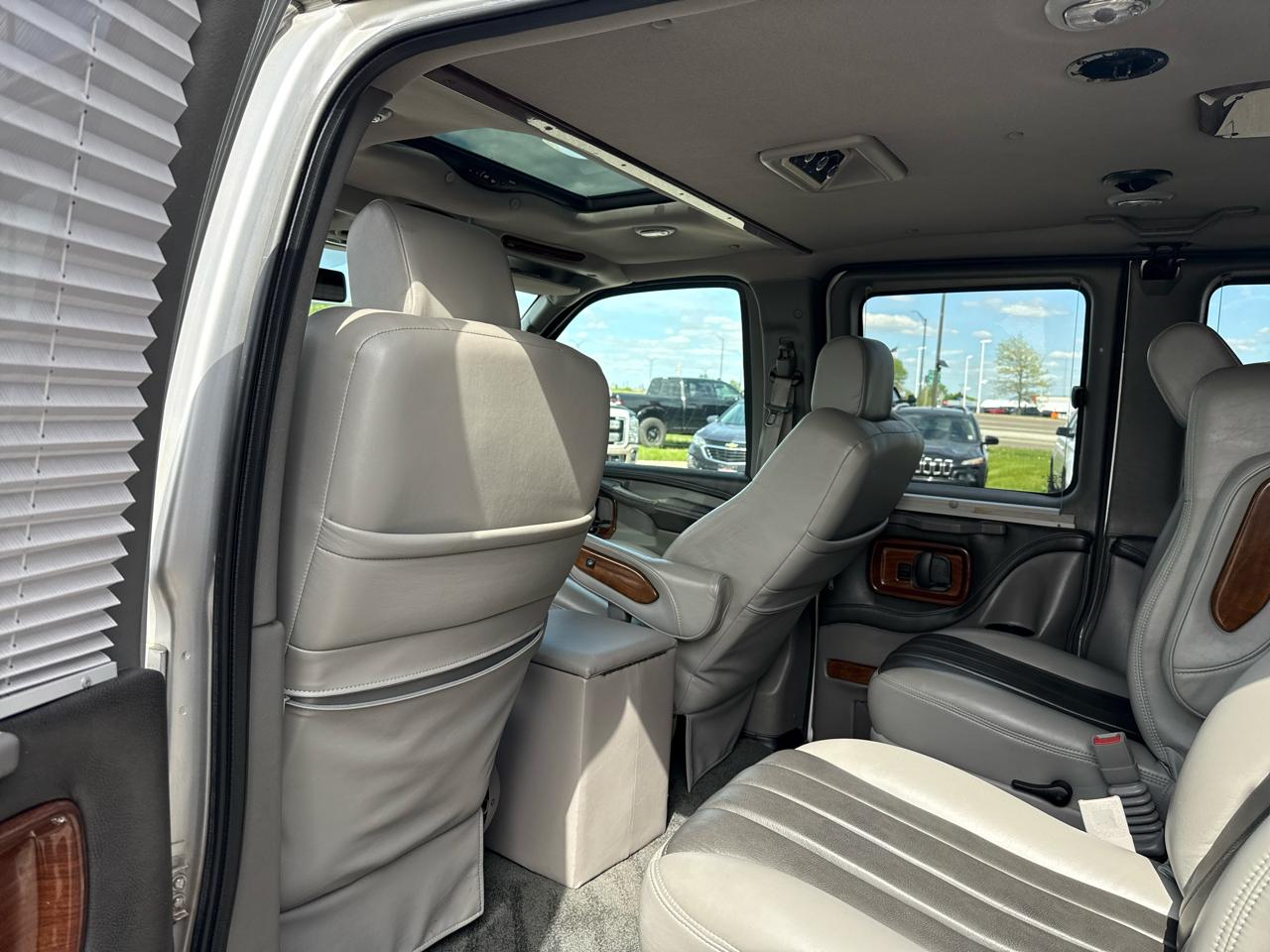Chevrolet Express G1500 3LT RV 2013