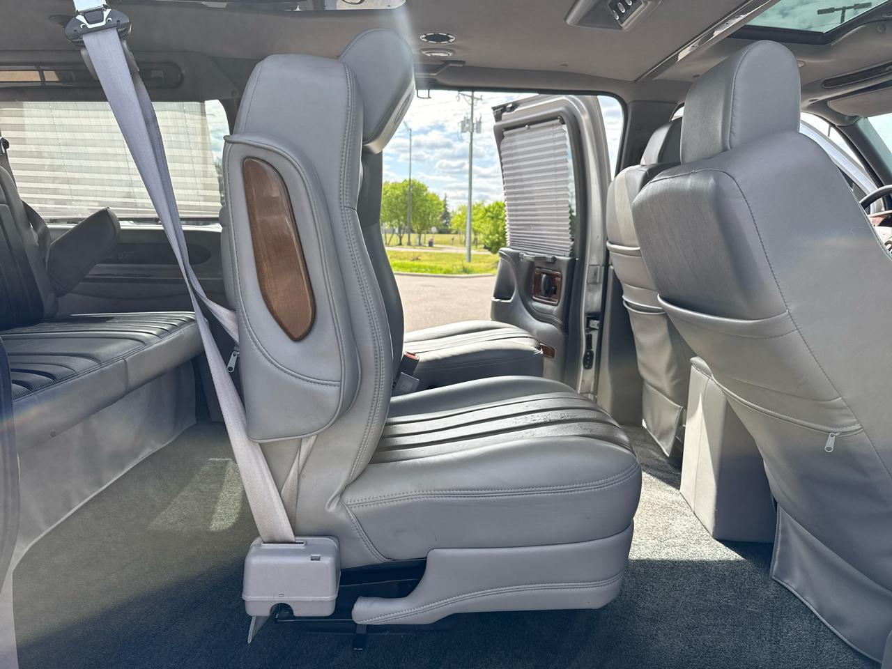 Chevrolet Express G1500 3LT RV 2013