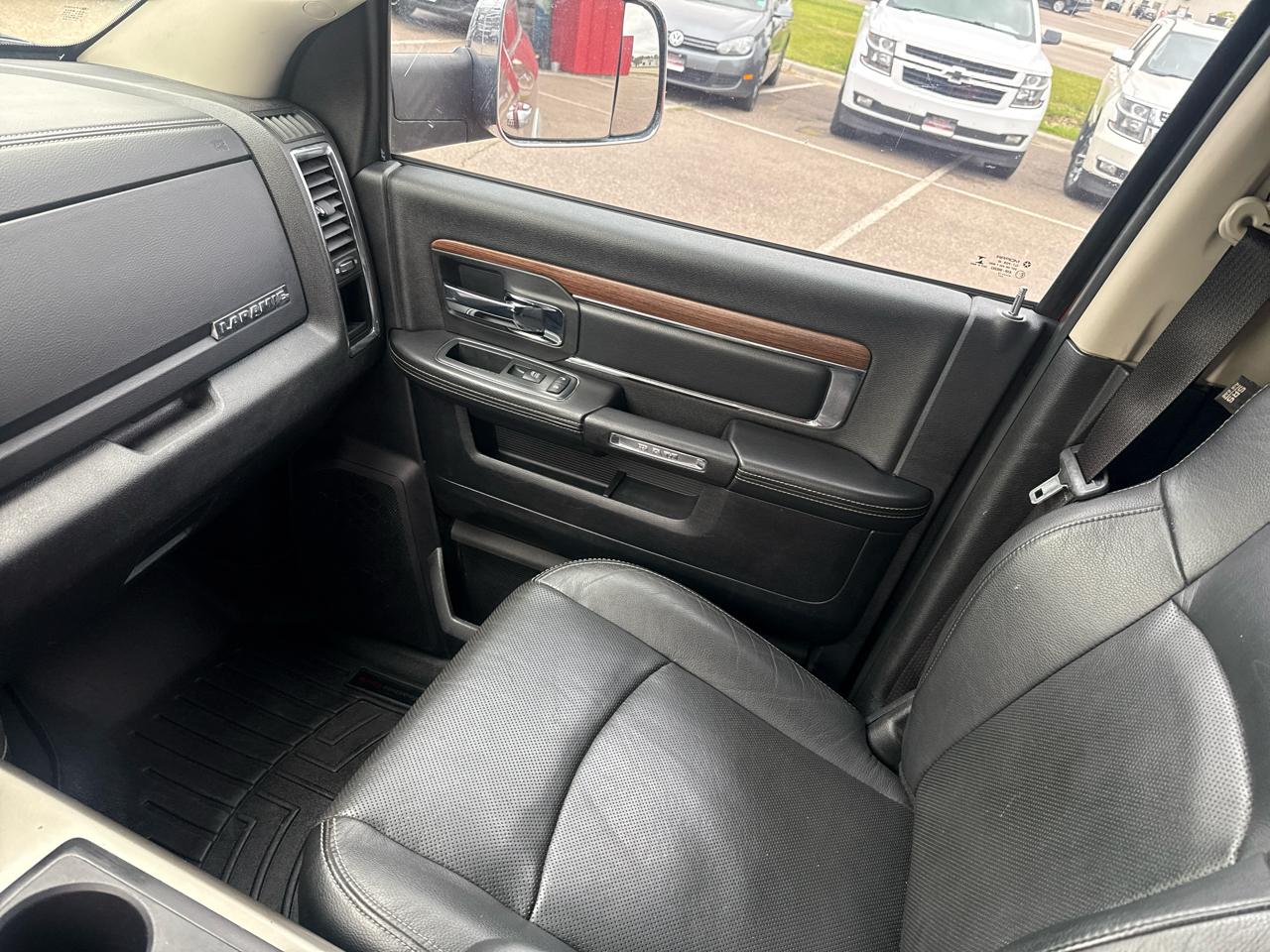 RAM 2500 Laramie Crew Cab SWB 4WD 2013