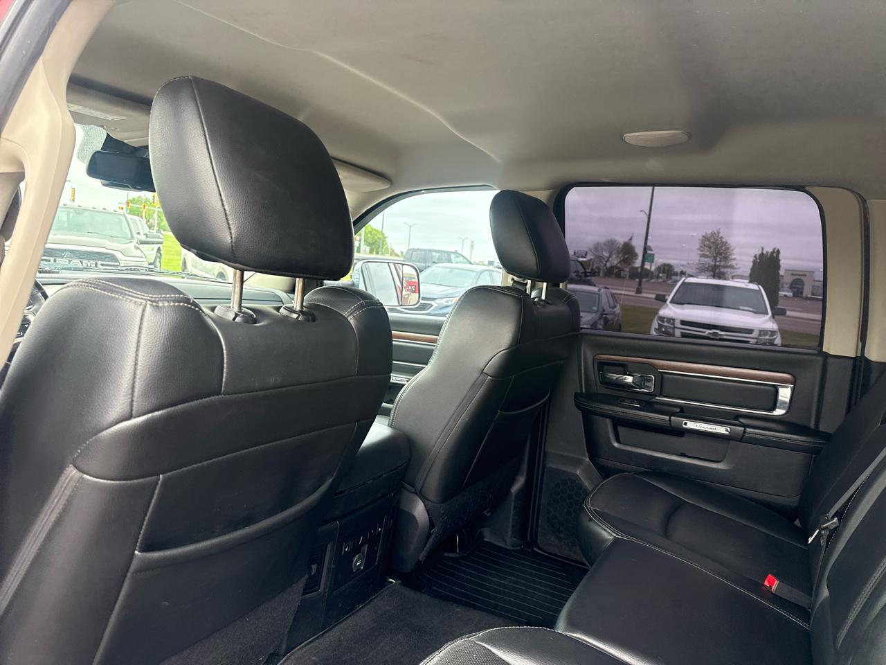 RAM 2500 Laramie Crew Cab SWB 4WD 2013