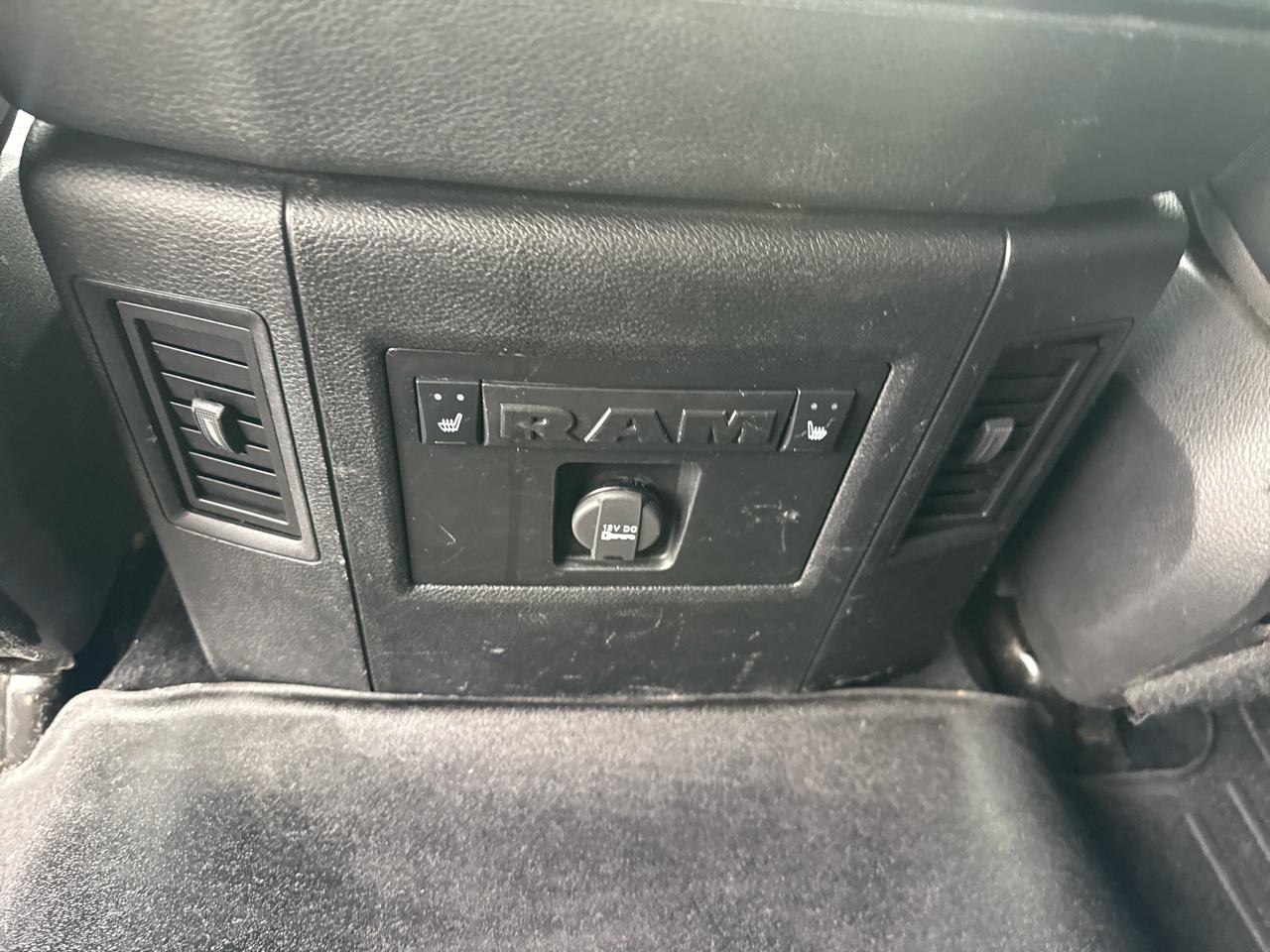 RAM 2500 Laramie Crew Cab SWB 4WD 2013