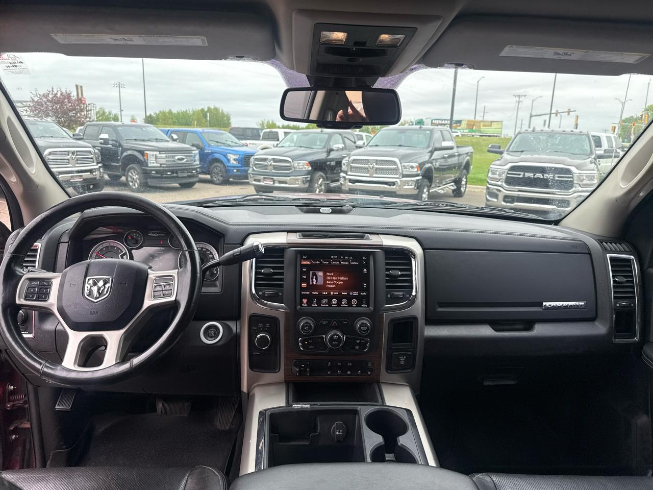 RAM 2500 Laramie Crew Cab SWB 4WD 2013