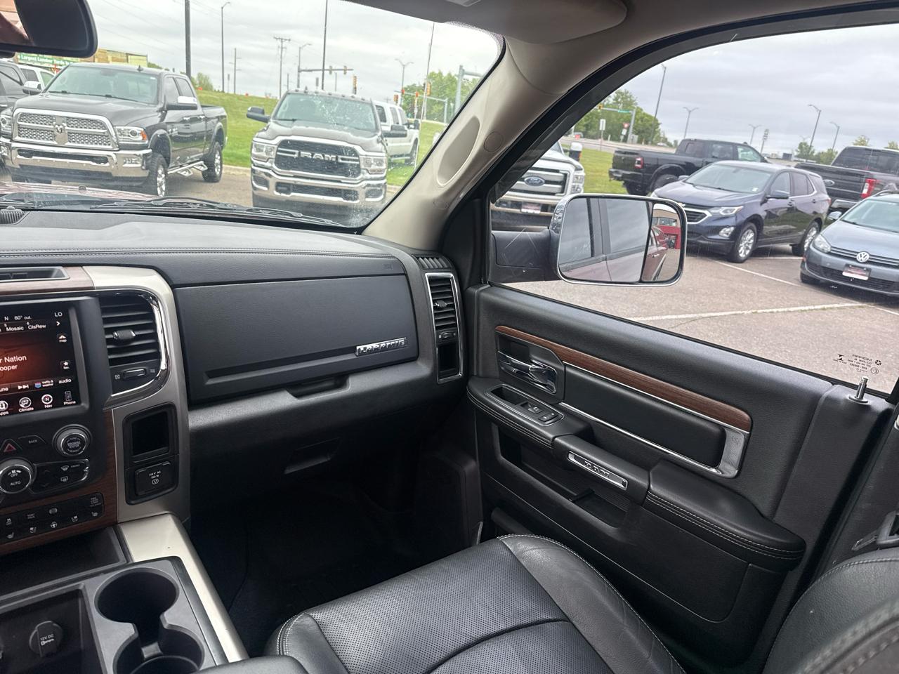 RAM 2500 Laramie Crew Cab SWB 4WD 2013