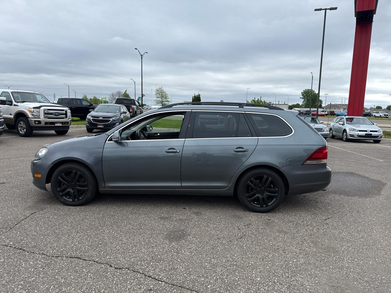 Volkswagen Jetta SportWagen 2.0L TDI 2011