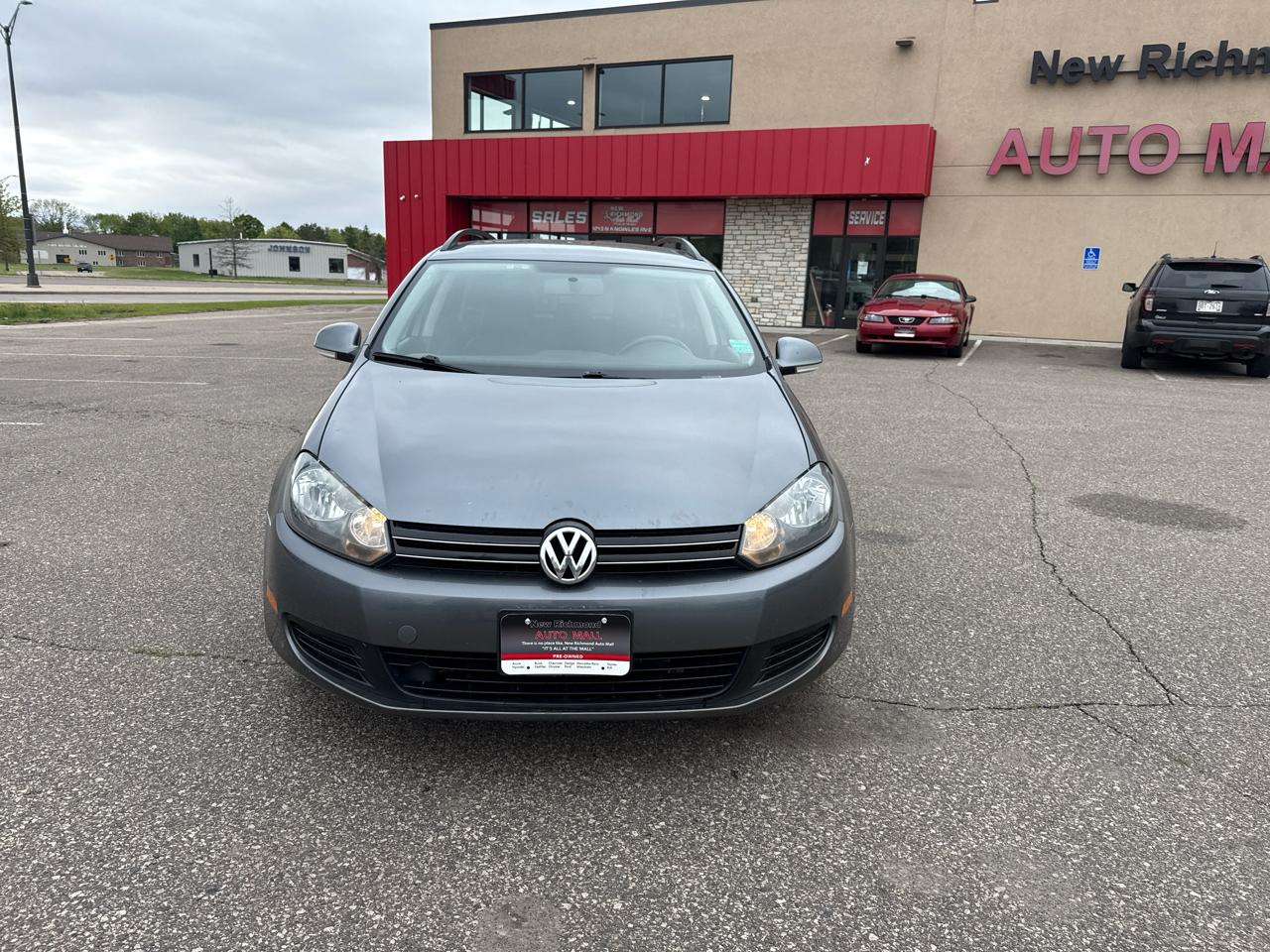 Volkswagen Jetta SportWagen 2.0L TDI 2011