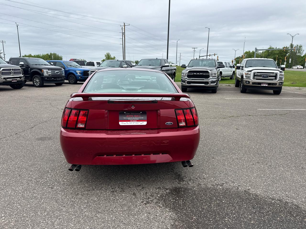 Ford Mustang Standard Coupe 2003
