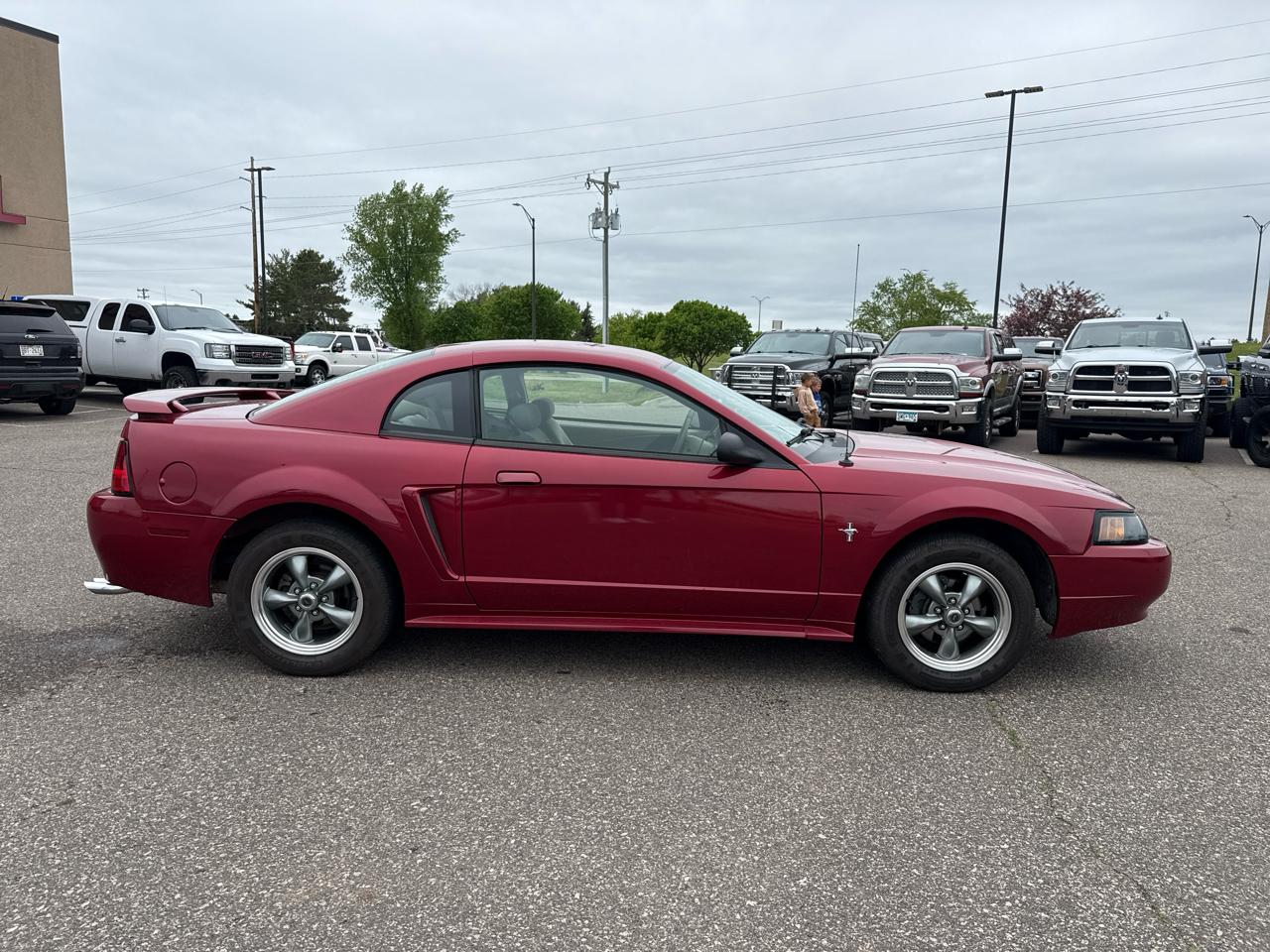 Ford Mustang Standard Coupe 2003