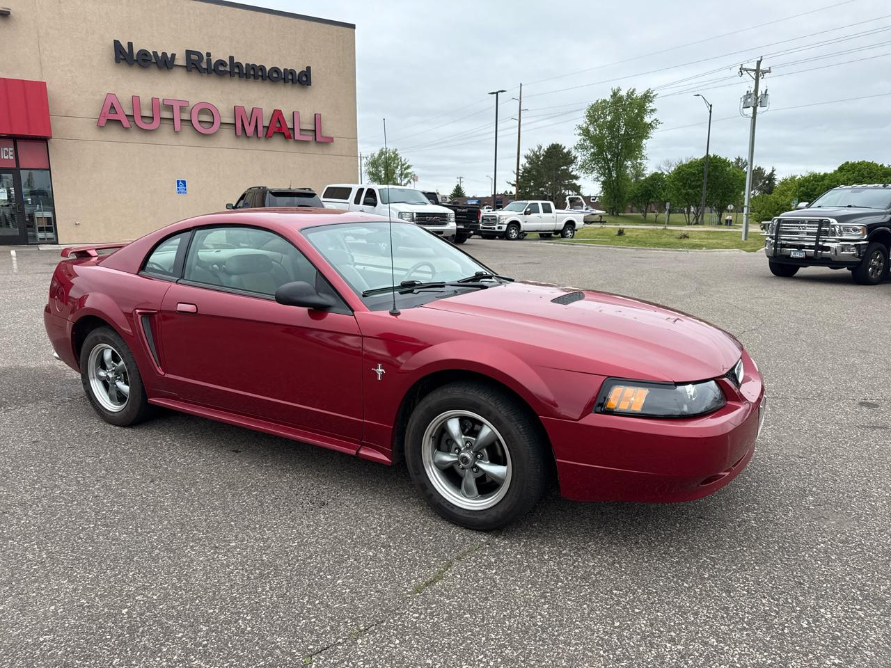Ford Mustang Standard Coupe 2003