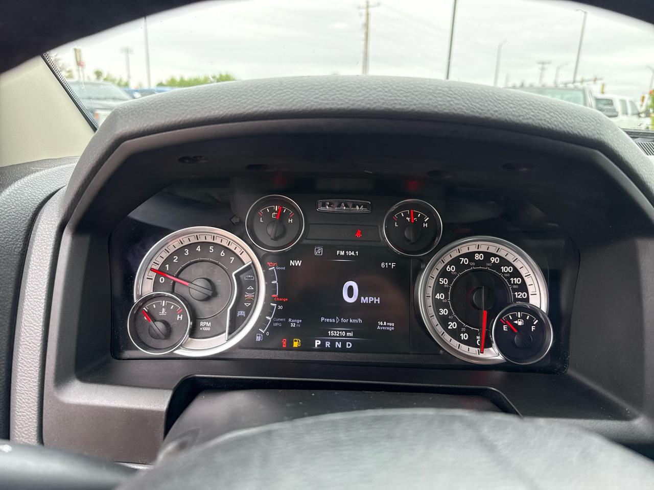 RAM 1500 SLT Crew Cab SWB 4WD 2017