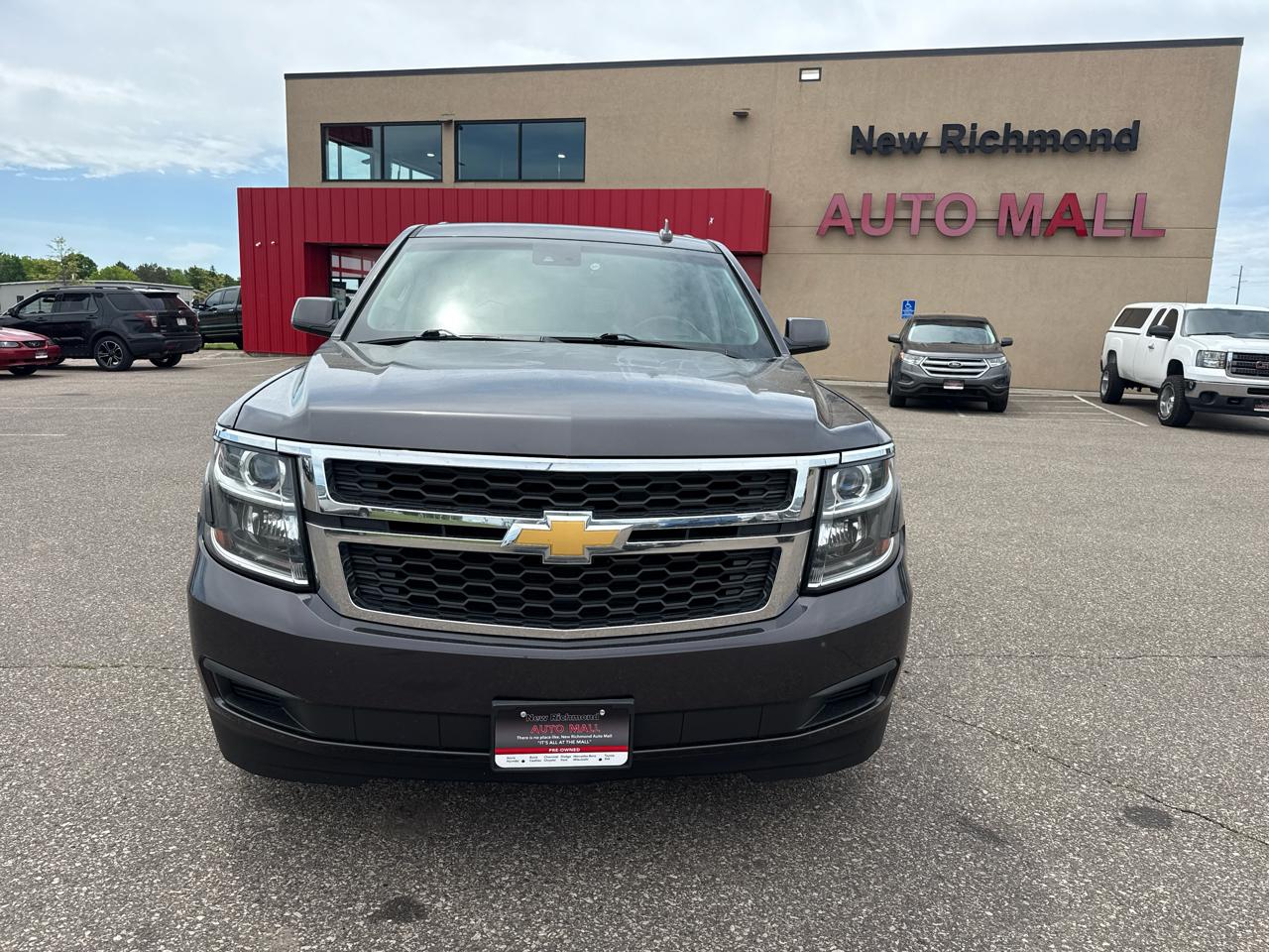 Chevrolet Suburban LT 4WD 2016