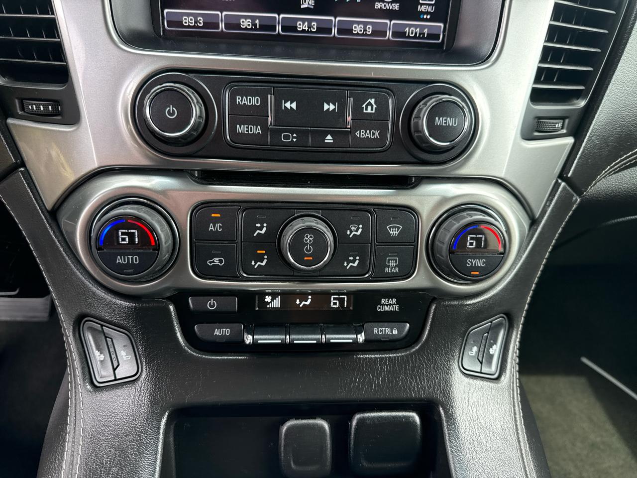 Chevrolet Suburban LT 4WD 2016