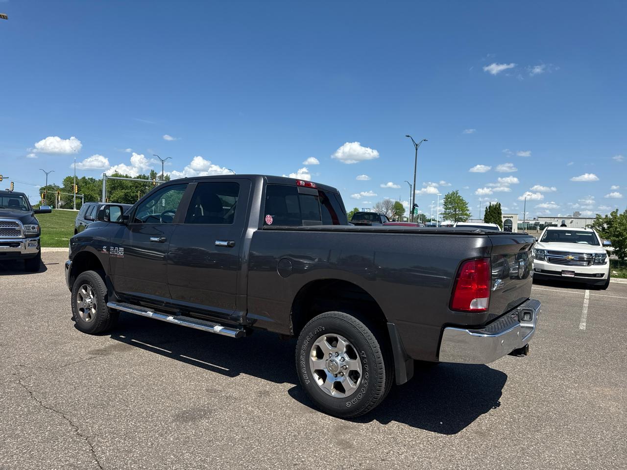 RAM 2500 SLT Crew Cab SWB 4WD 2016