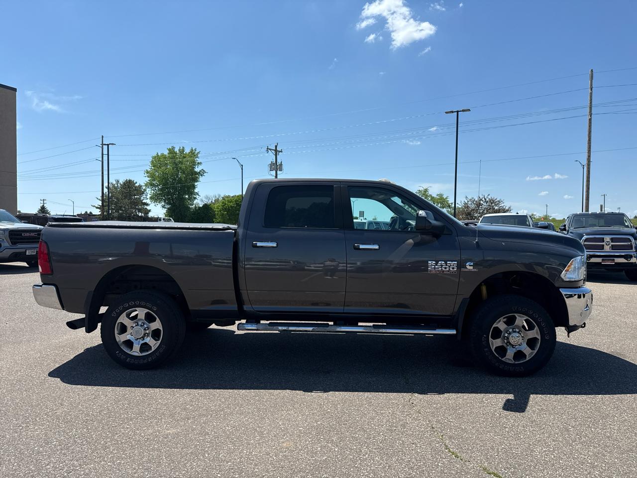 RAM 2500 SLT Crew Cab SWB 4WD 2016