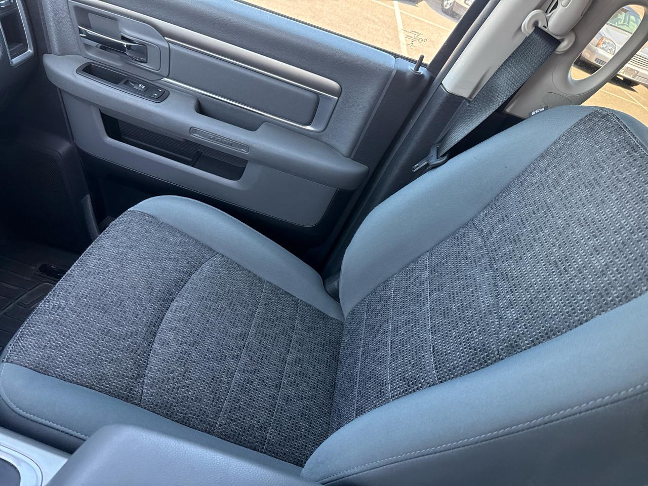 RAM 2500 SLT Crew Cab SWB 4WD 2016