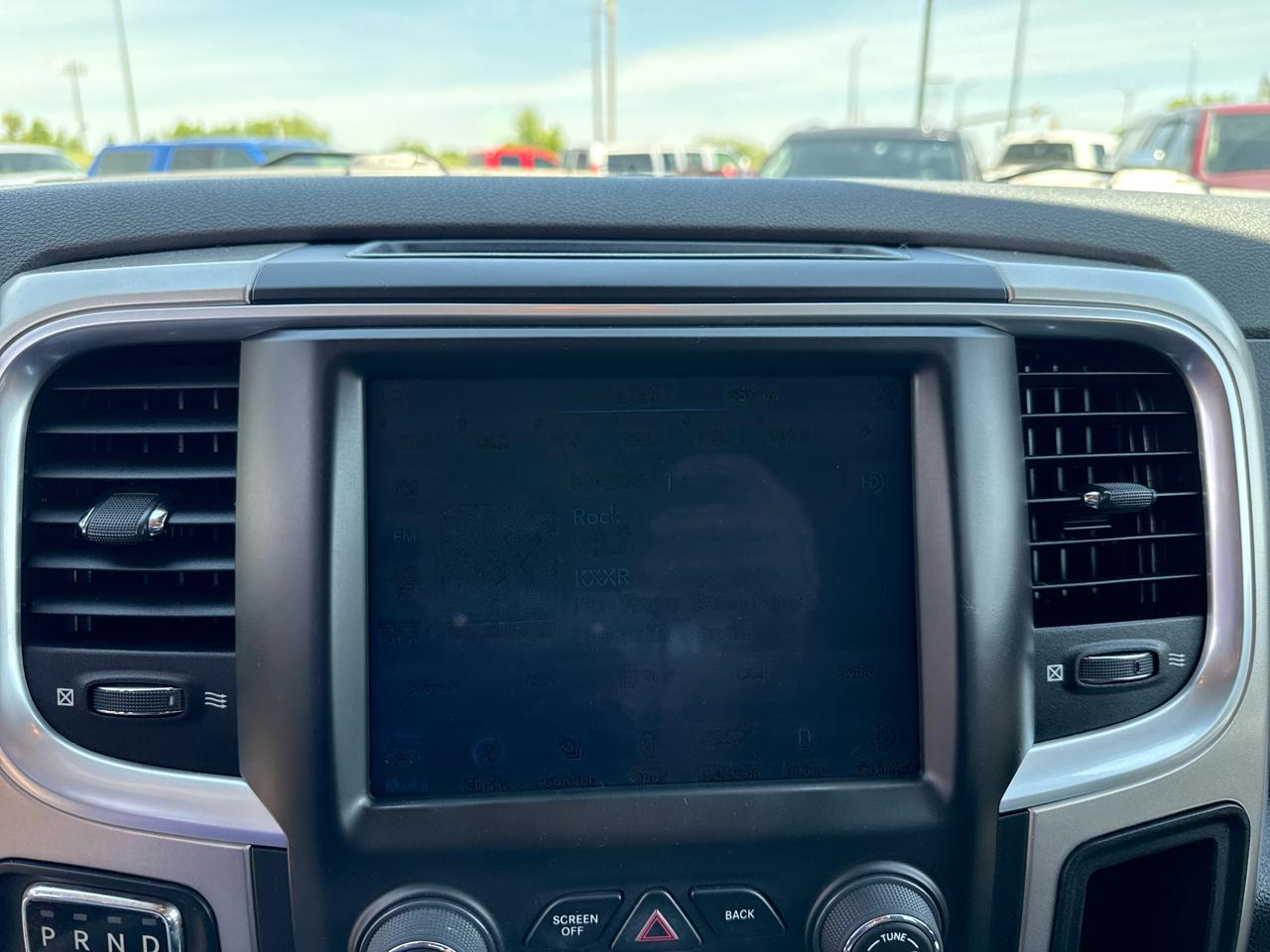 RAM 1500 SLT Crew Cab SWB 4WD 2018