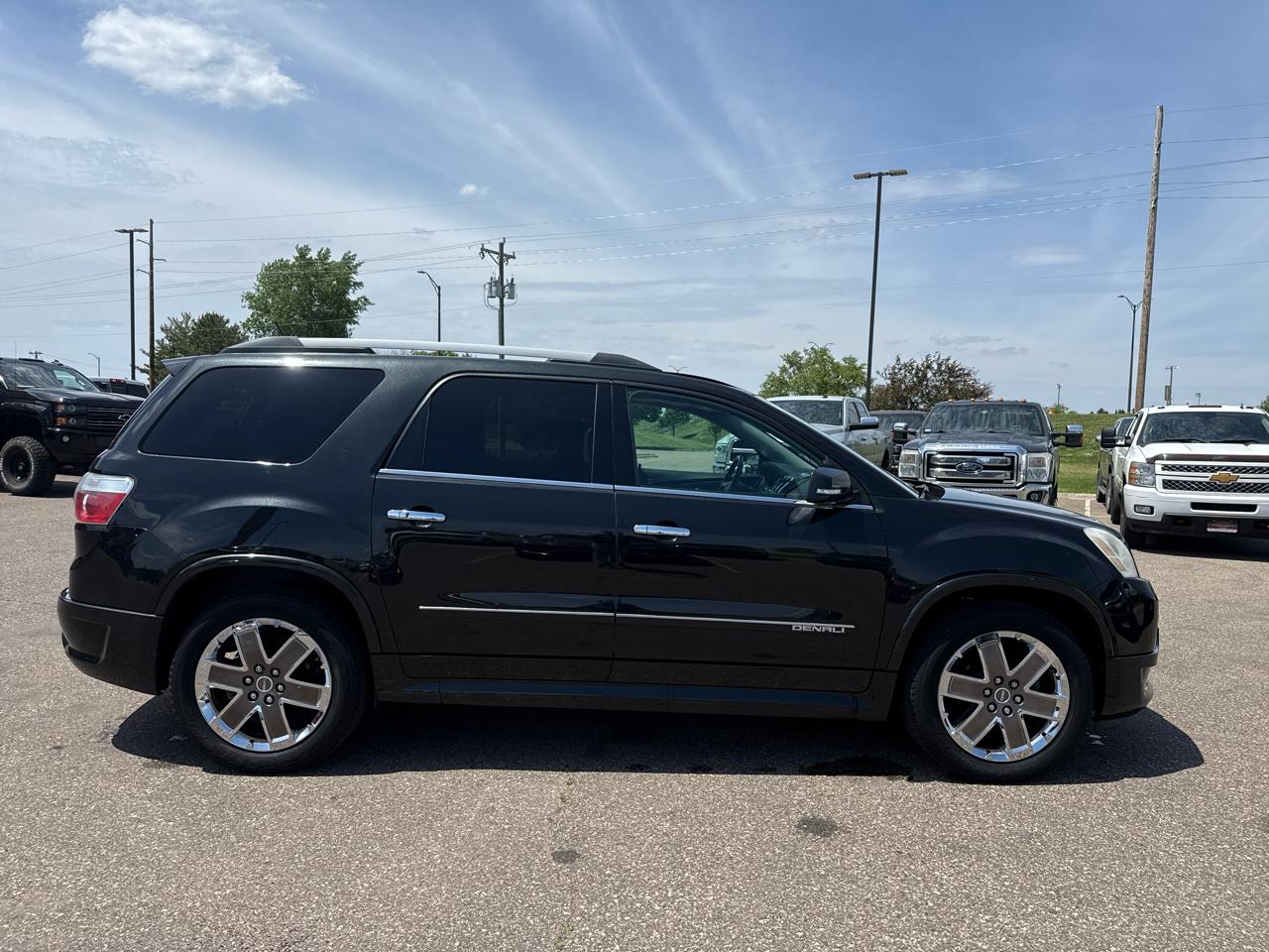 GMC Acadia Denali AWD 2011
