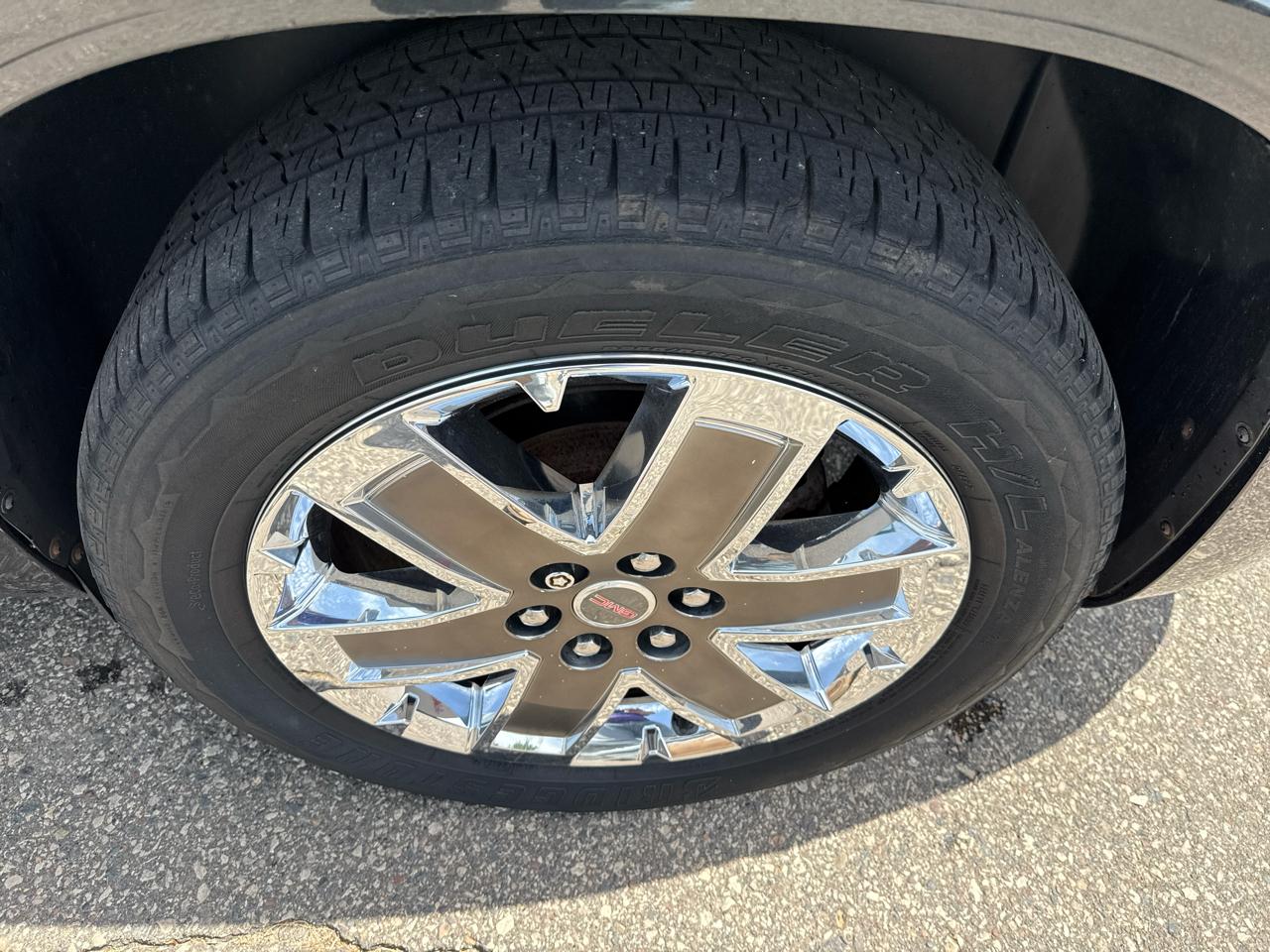 GMC Acadia Denali AWD 2011