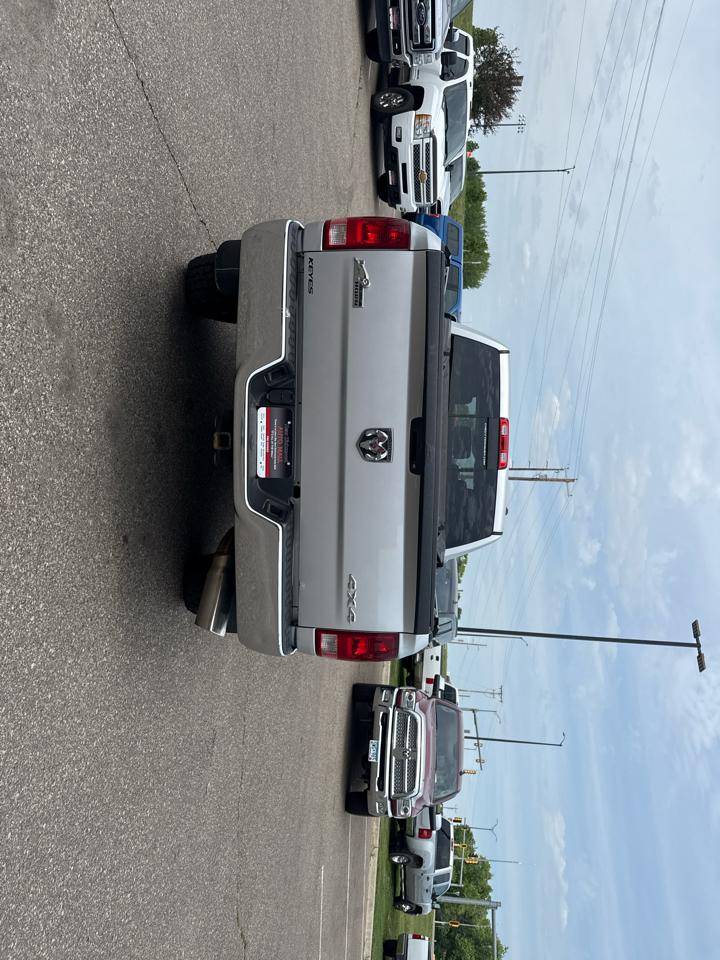 RAM 2500 SLT Mega Cab 4WD 2010