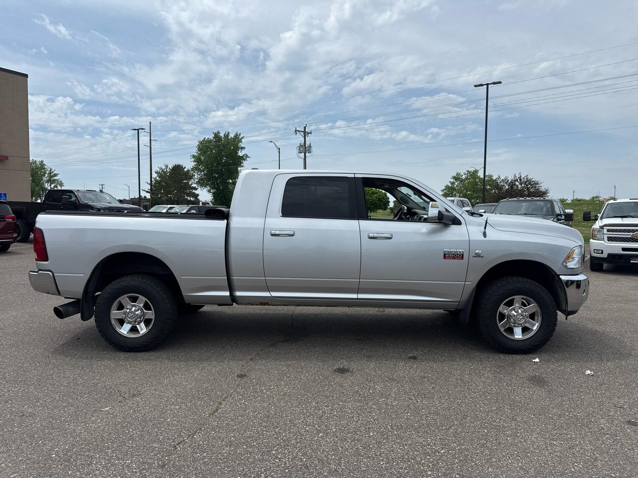 RAM 2500 SLT Mega Cab 4WD 2010