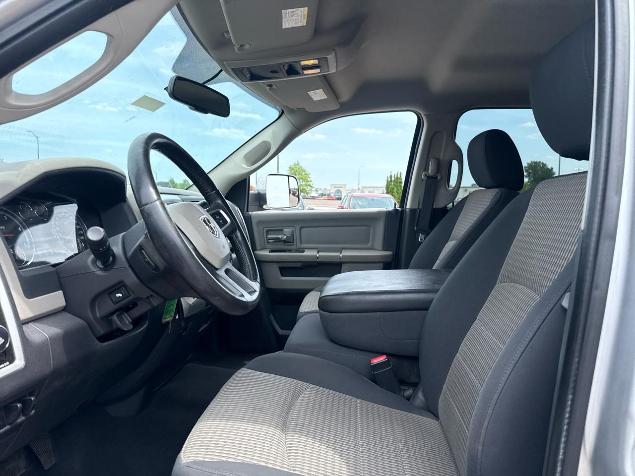 RAM 2500 SLT Mega Cab 4WD 2010