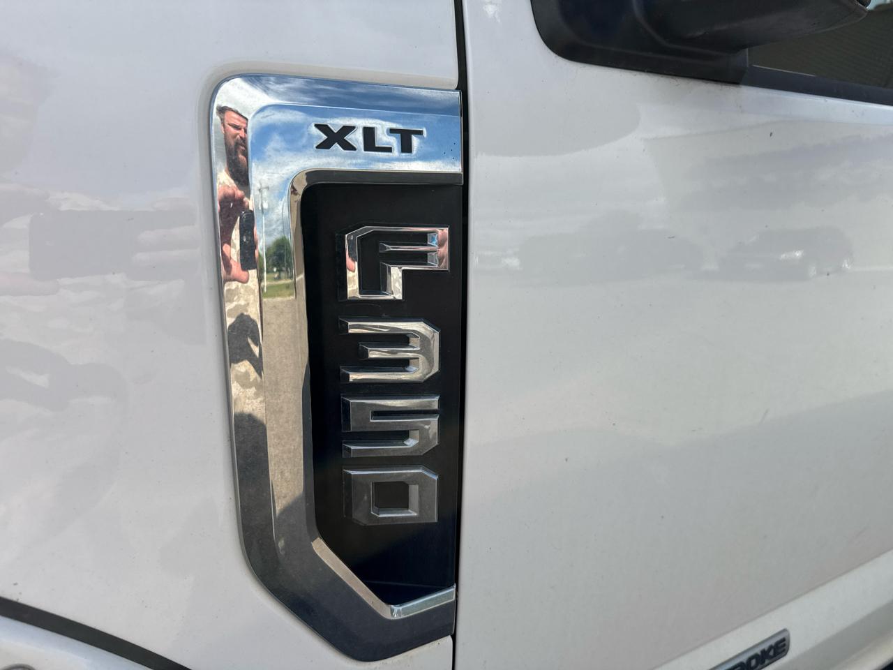 Ford F-350 SD XLT Crew Cab Long Bed DRW 4WD 2021