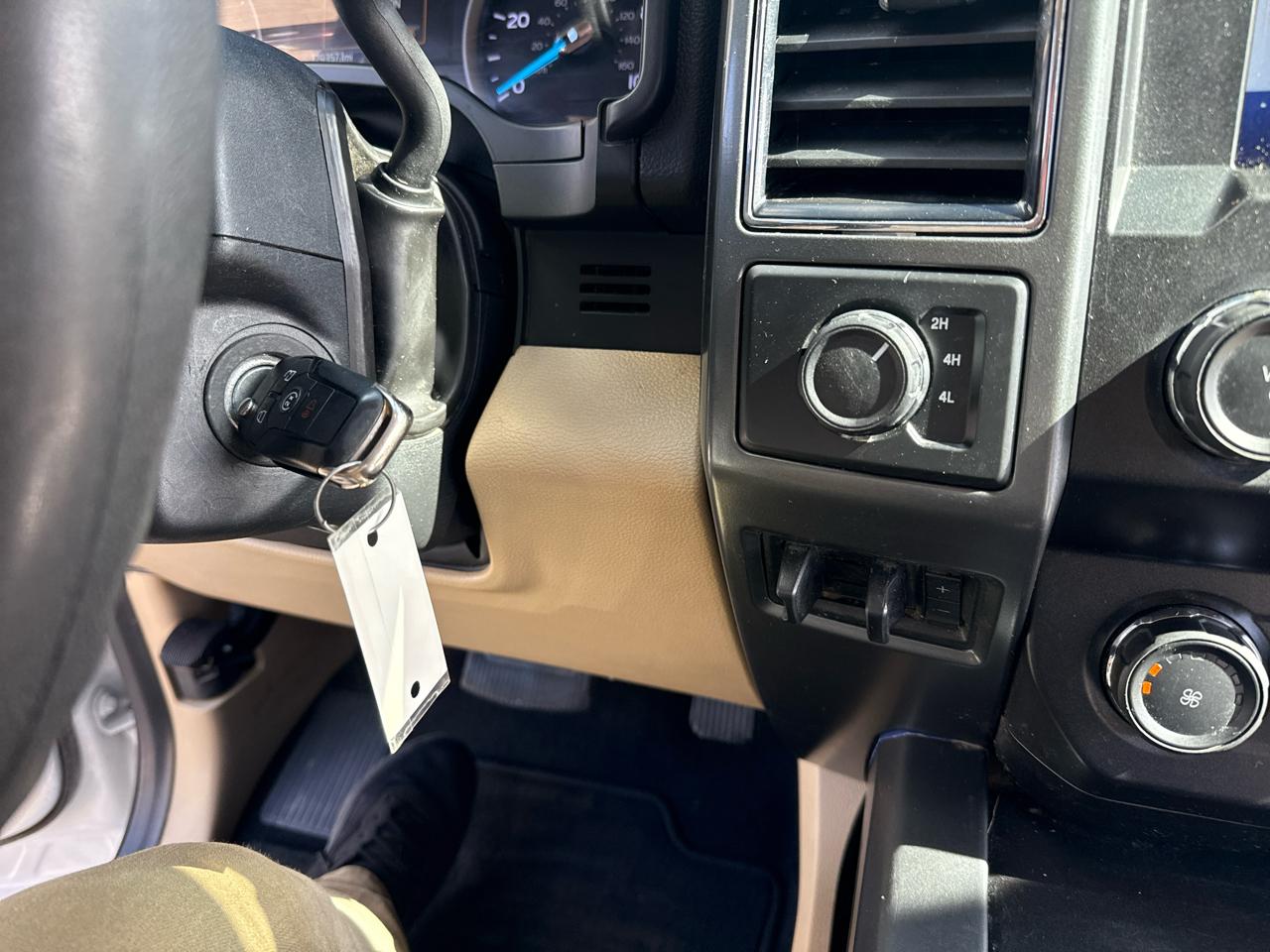 Ford F-350 SD XLT Crew Cab Long Bed DRW 4WD 2021