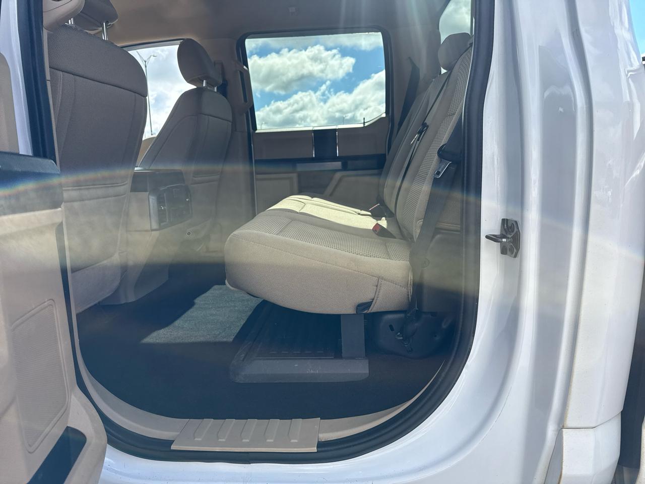Ford F-350 SD XLT Crew Cab Long Bed DRW 4WD 2021