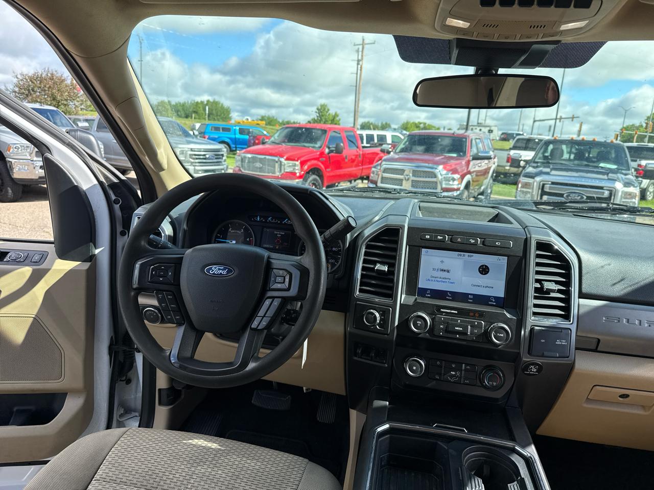 Ford F-350 SD XLT Crew Cab Long Bed DRW 4WD 2021