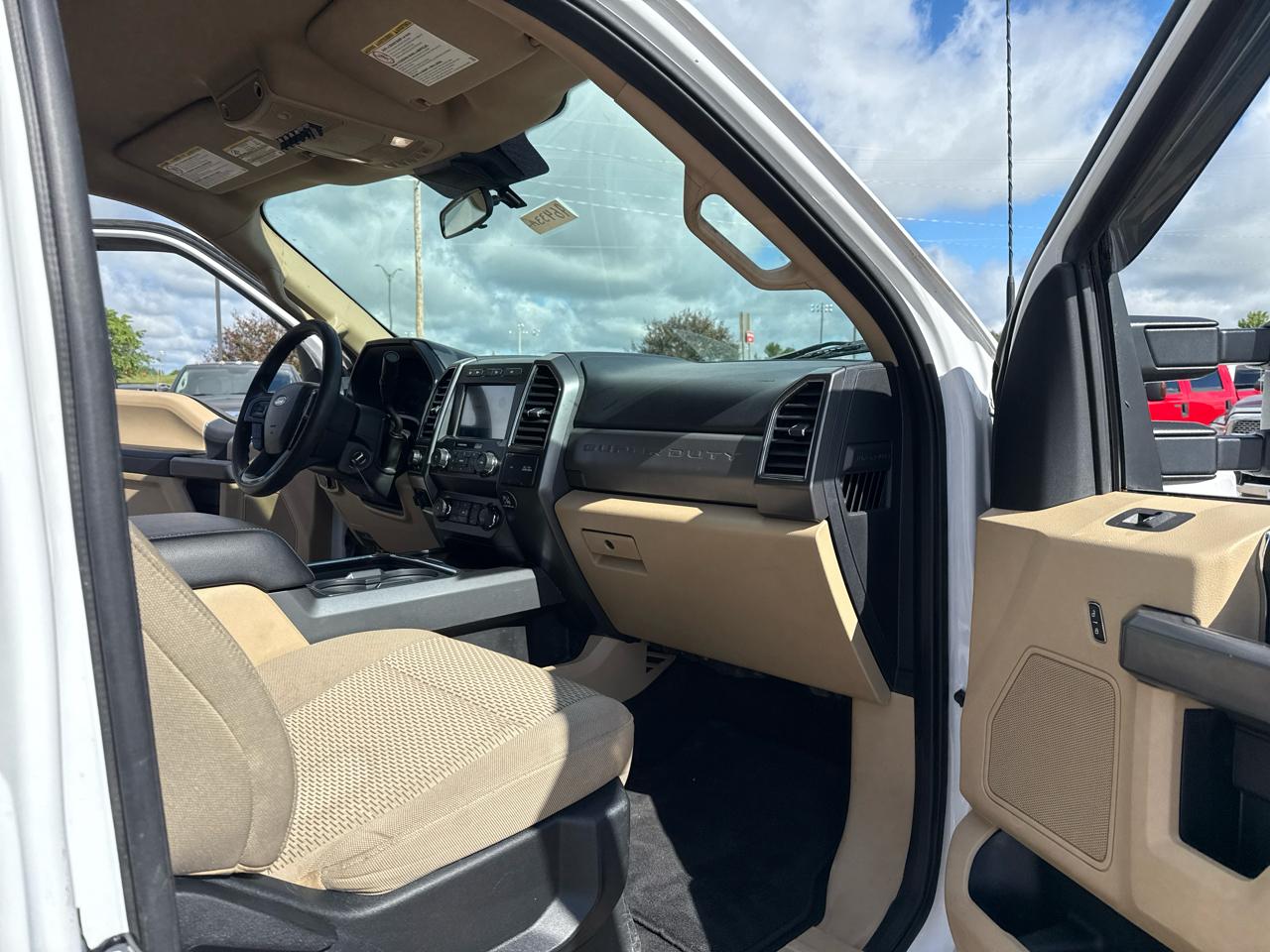 Ford F-350 SD XLT Crew Cab Long Bed DRW 4WD 2021