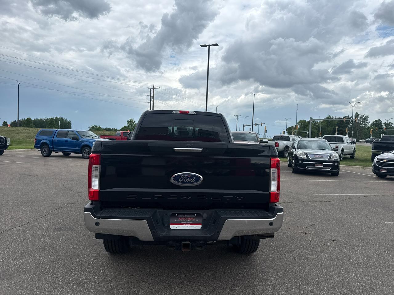Ford F-250 SD Lariat Crew Cab 4WD 2019