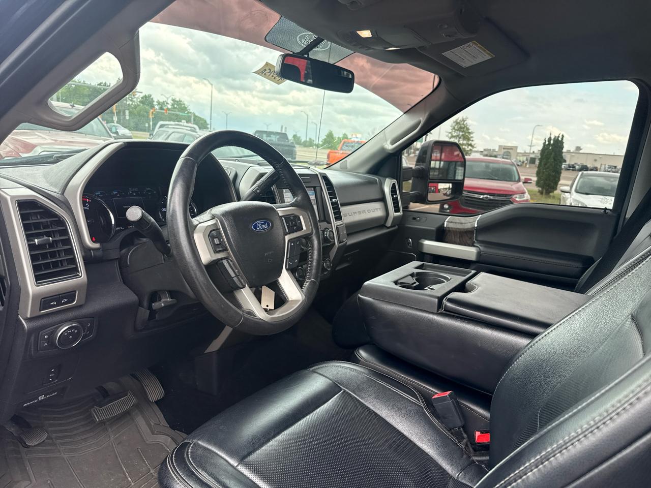 Ford F-250 SD Lariat Crew Cab 4WD 2019