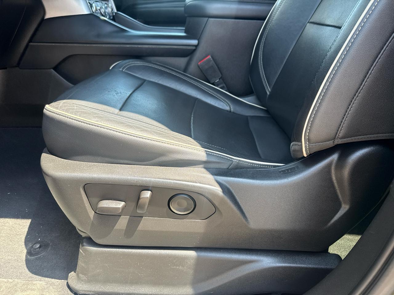 GMC Yukon XL SLT 4WD 2021