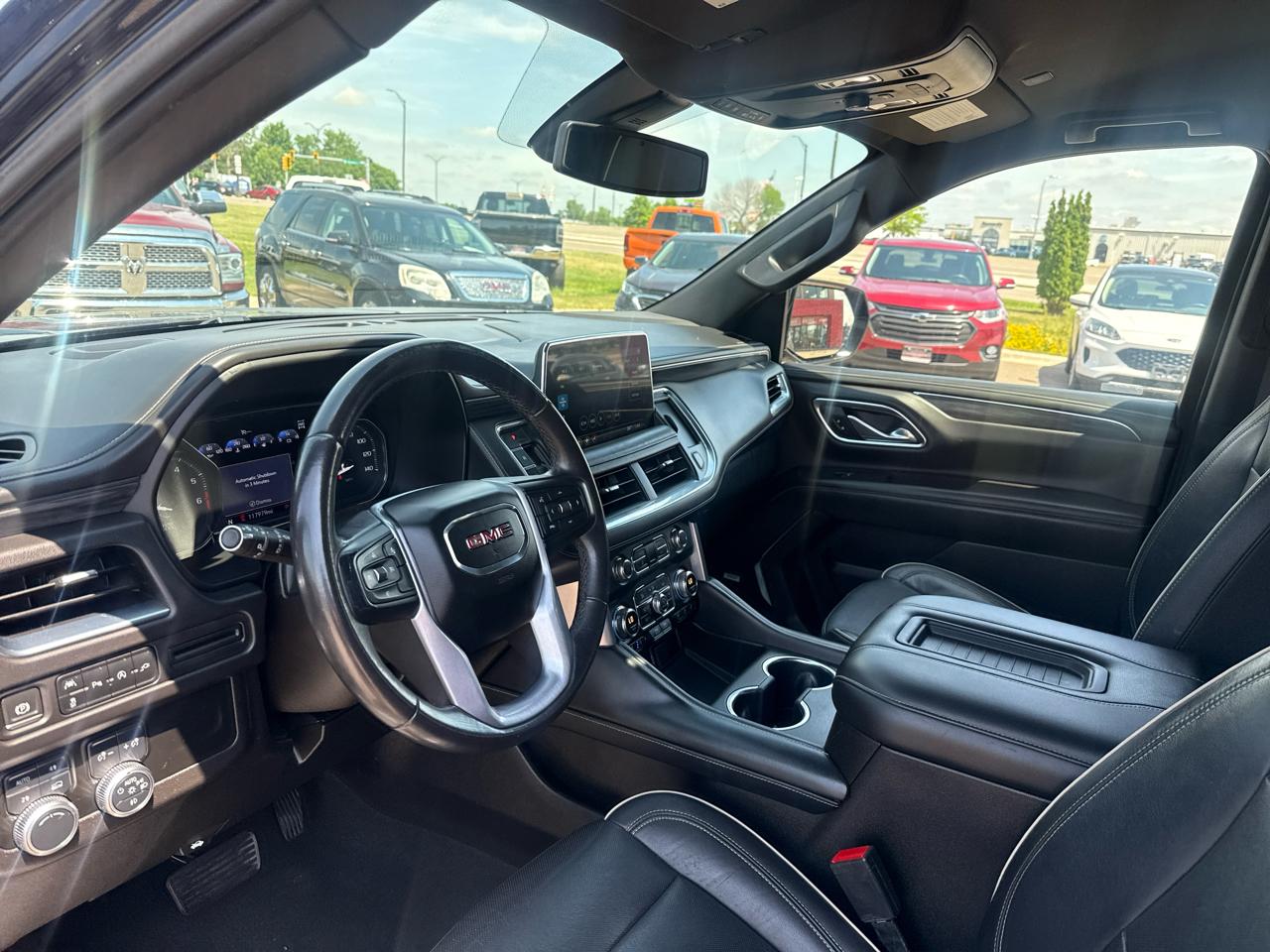 GMC Yukon XL SLT 4WD 2021
