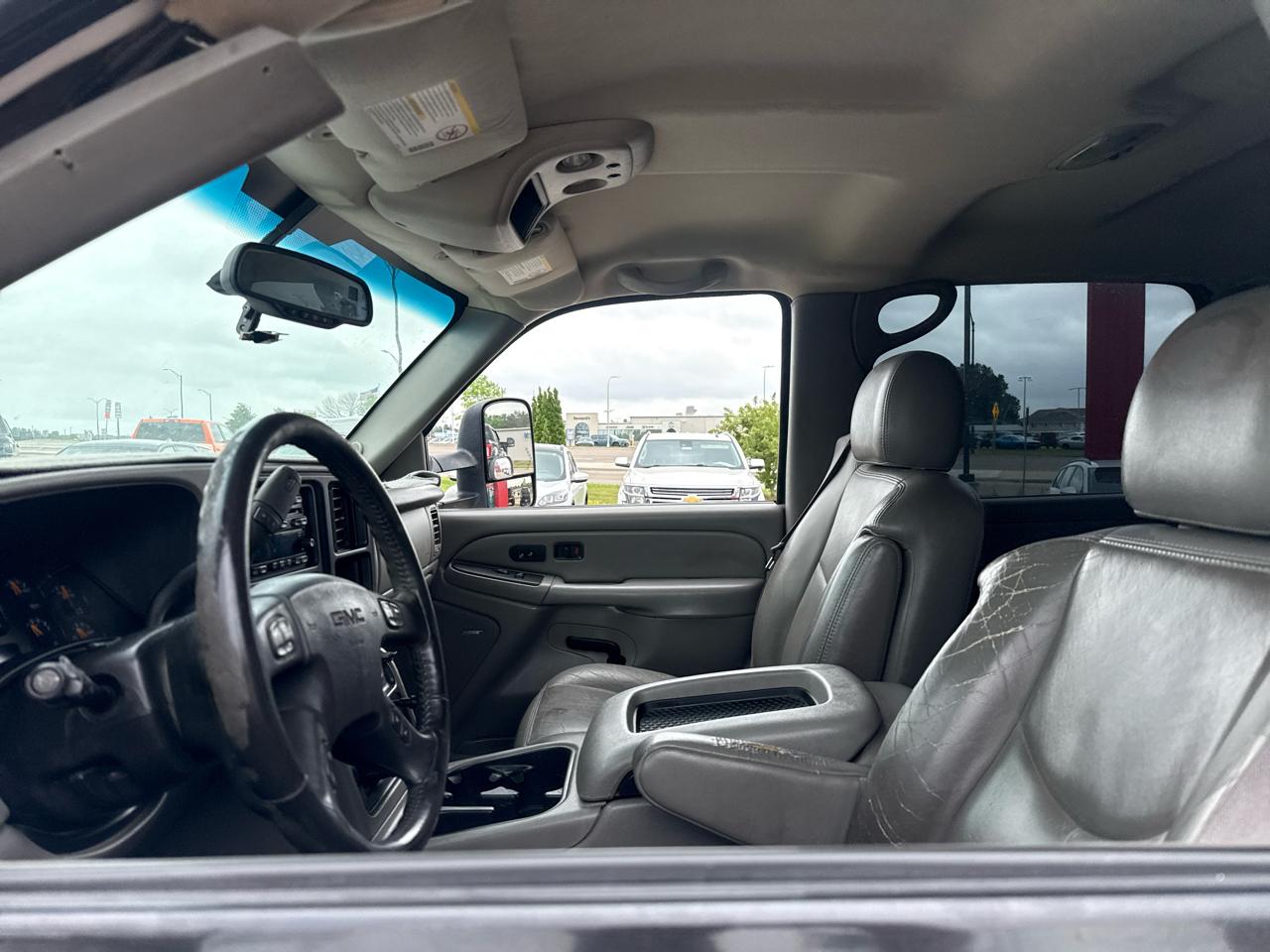 GMC Sierra 2500HD SLT Crew Cab 4WD 2006