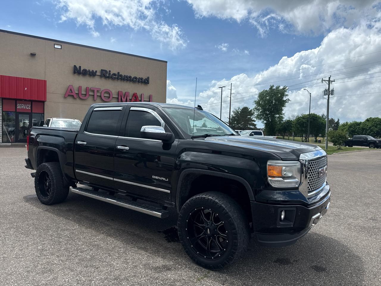 GMC Sierra 1500 Denali Crew Cab Short Box 4WD 2015