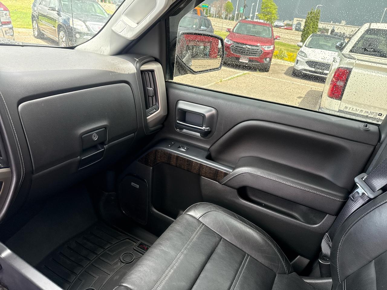 GMC Sierra 1500 Denali Crew Cab Short Box 4WD 2015