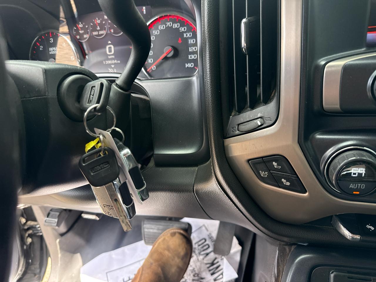 GMC Sierra 1500 Denali Crew Cab Short Box 4WD 2015