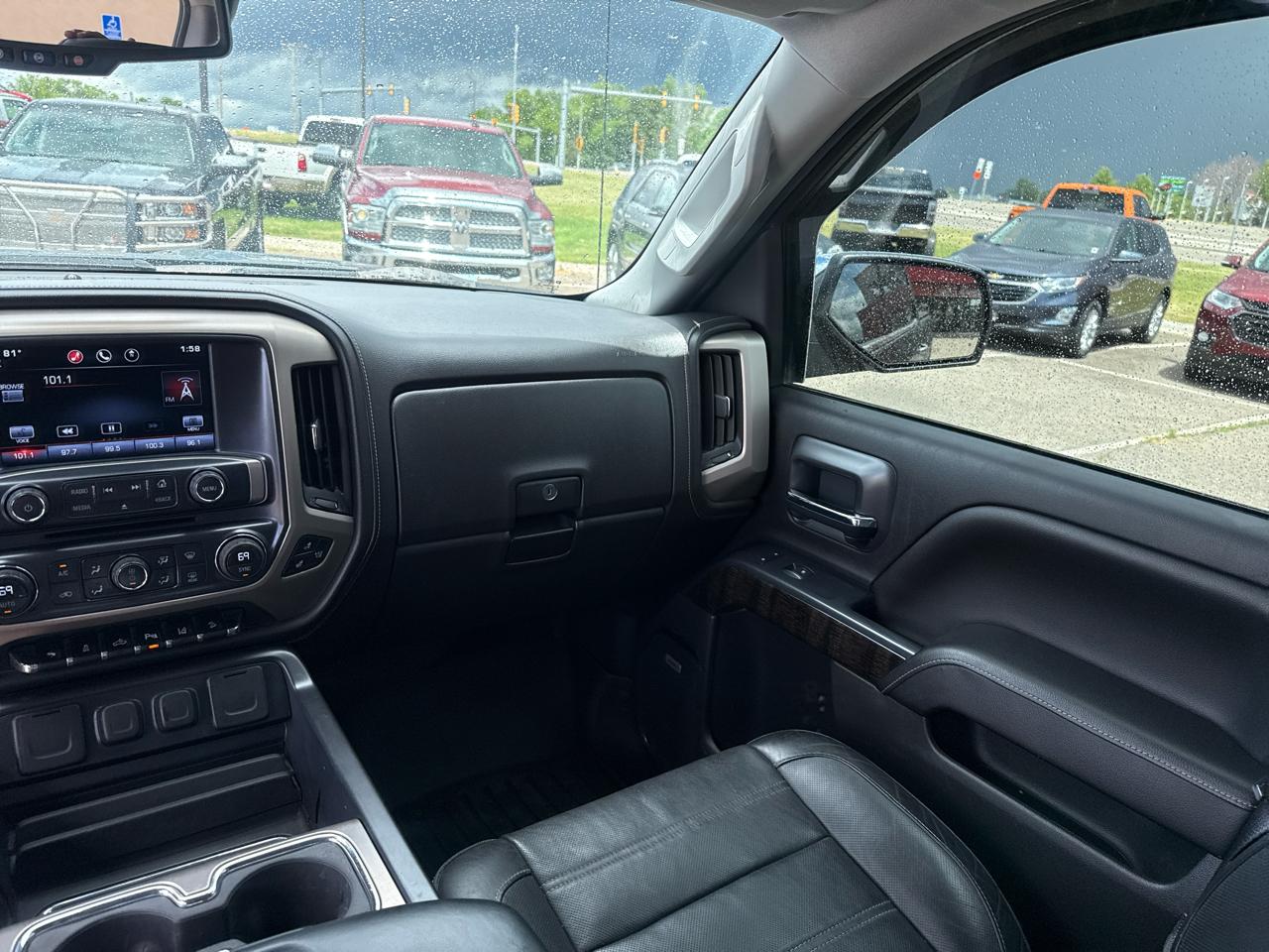 GMC Sierra 1500 Denali Crew Cab Short Box 4WD 2015