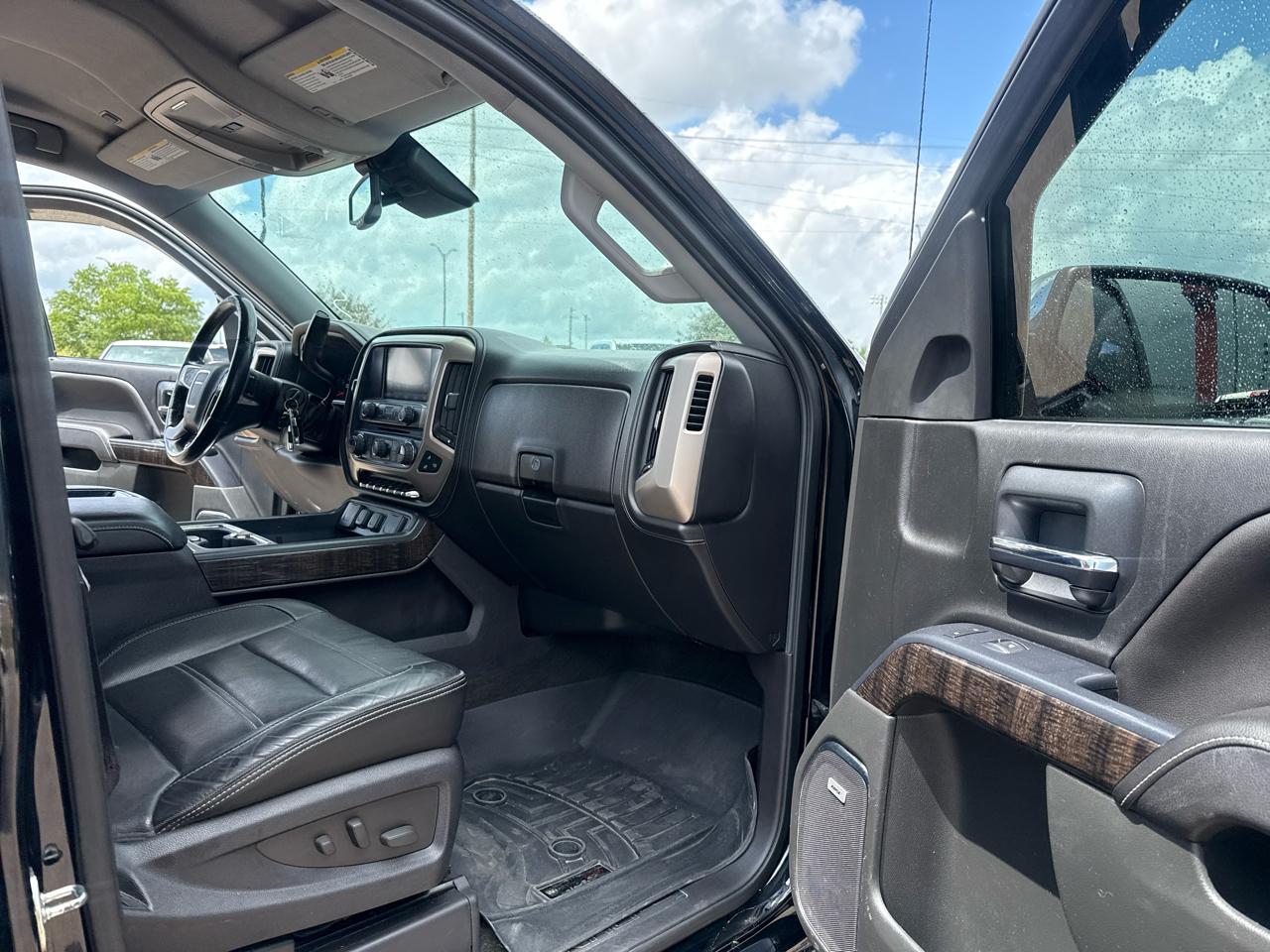 GMC Sierra 1500 Denali Crew Cab Short Box 4WD 2015