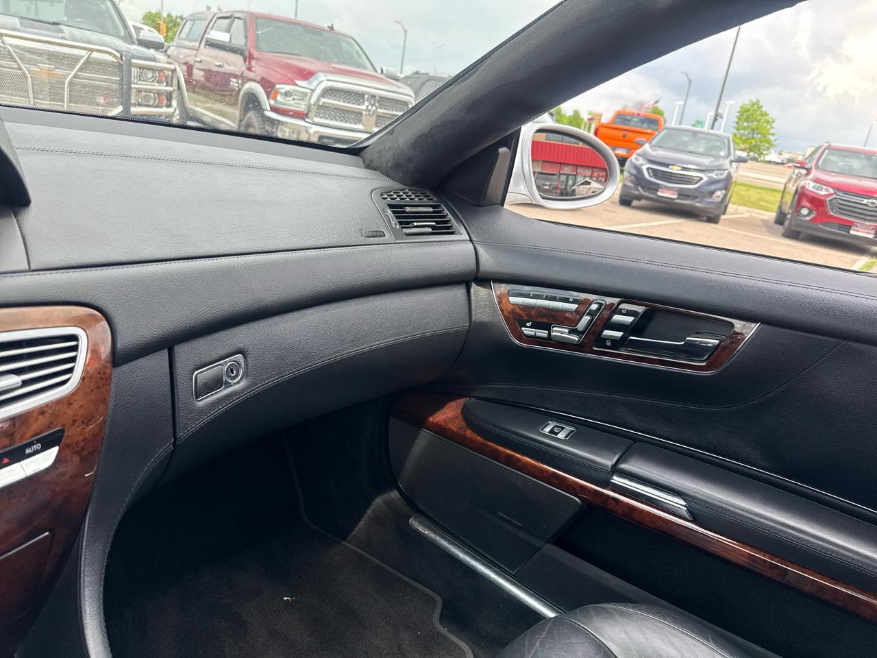 Mercedes-Benz CL-Class CL550 2007